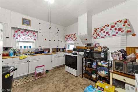 206 W 29th Street Lorain OH 44055