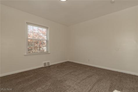 4839 E 94th Street Garfield Heights OH 44125