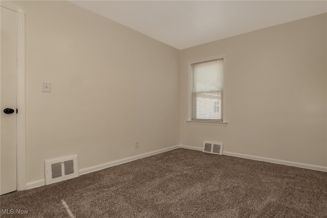 4839 E 94th Street Garfield Heights OH 44125