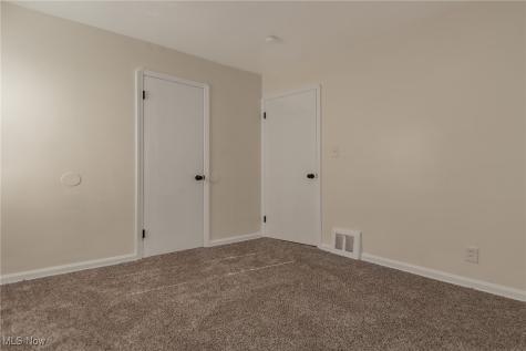 4839 E 94th Street Garfield Heights OH 44125