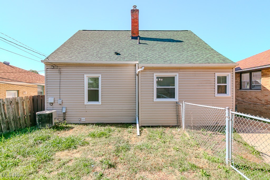 4839 E 94th Street Garfield Heights OH 44125