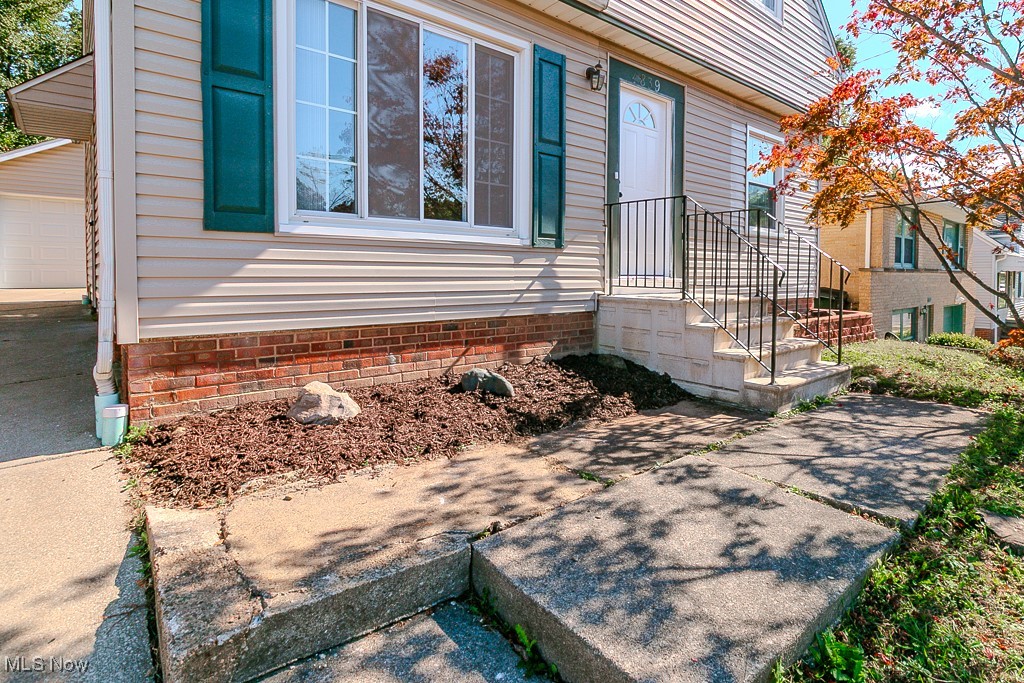 4839 E 94th Street Garfield Heights OH 44125