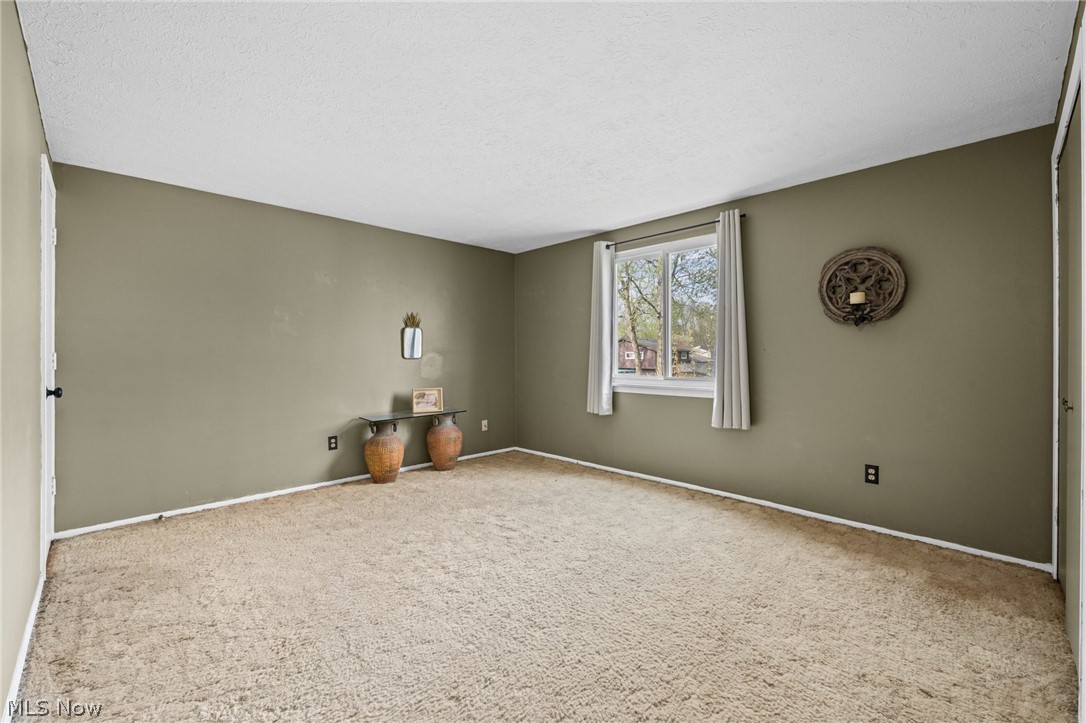 6512 Miller Drive North Ridgeville OH 44039