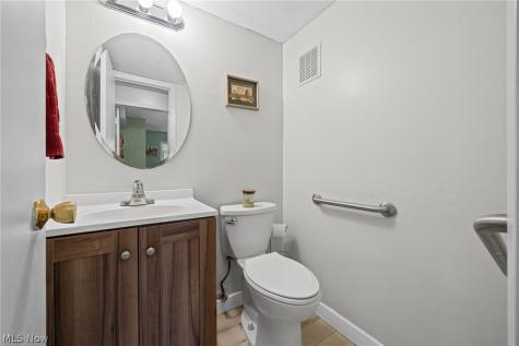 6512 Miller Drive North Ridgeville OH 44039