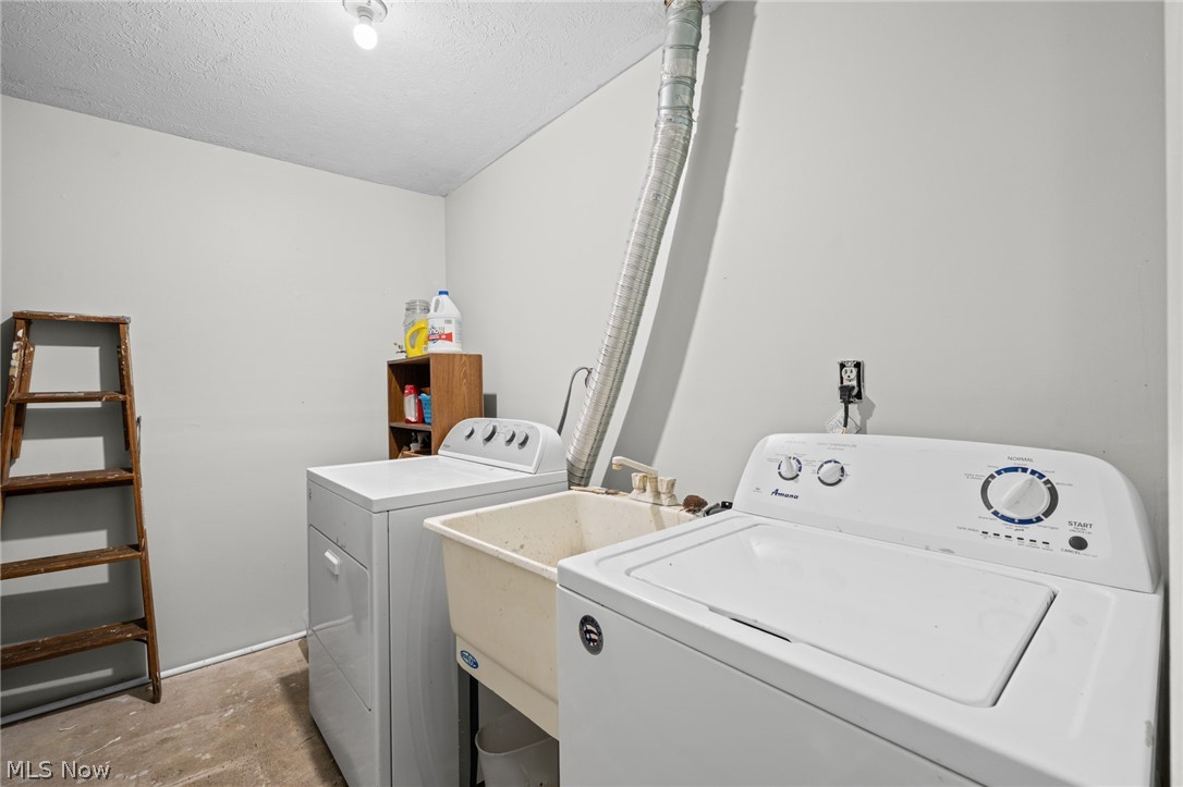 6512 Miller Drive North Ridgeville OH 44039