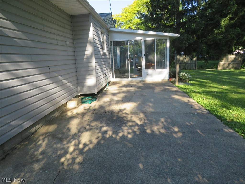 34042 Luanne Drive North Ridgeville OH 44039