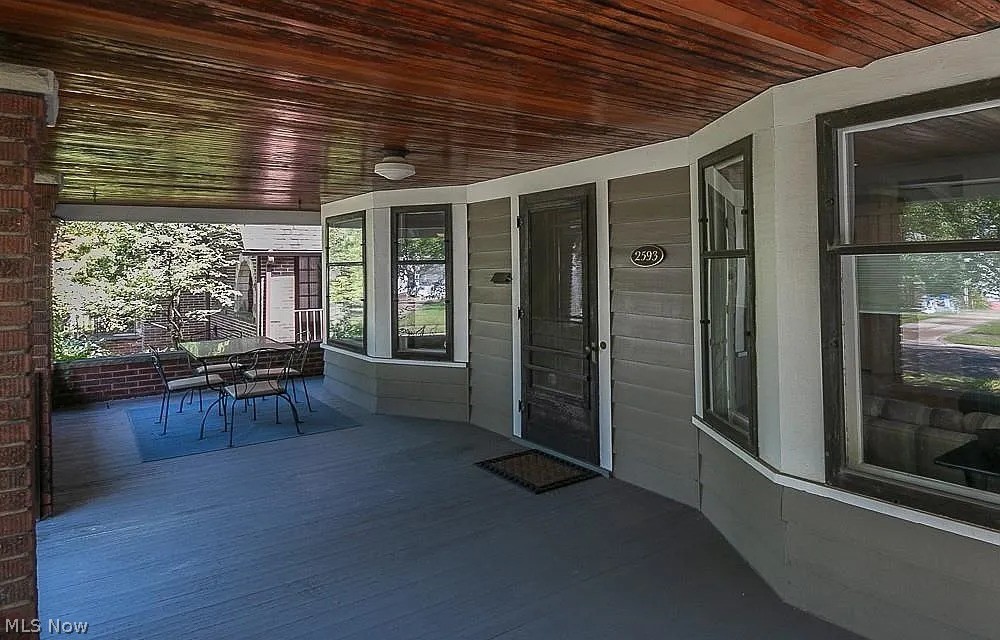 2593 Canterbury Road Cleveland Heights OH 44118