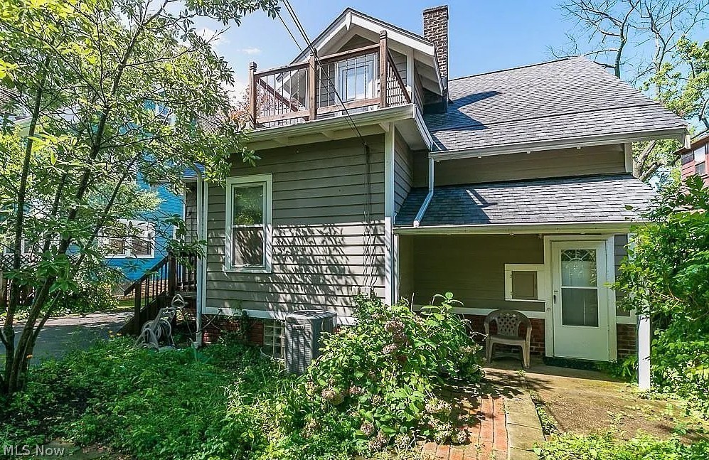 2593 Canterbury Road Cleveland Heights OH 44118