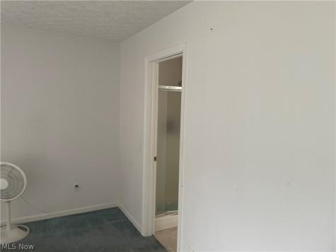 6651 W 130 Street Parma Heights OH 44130