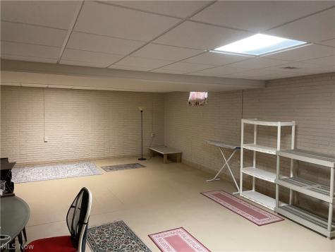 6651 W 130 Street Parma Heights OH 44130