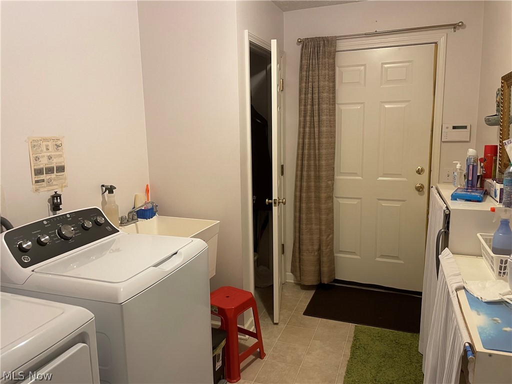 6651 W 130 Street Parma Heights OH 44130
