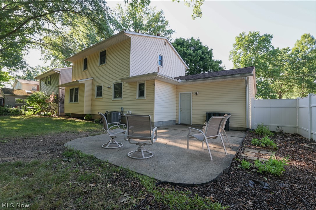 335 Tolbert Street Wadsworth OH 44281