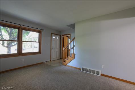 335 Tolbert Street Wadsworth OH 44281