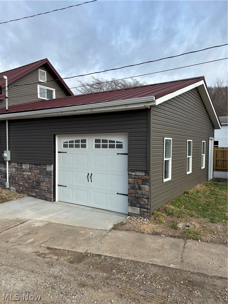 241 Mckinley Avenue Newcomerstown OH 43832
