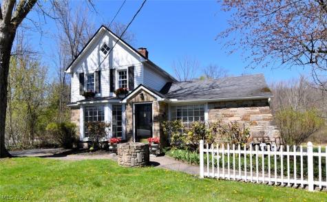 35755 Miles Road Moreland Hills OH 44022