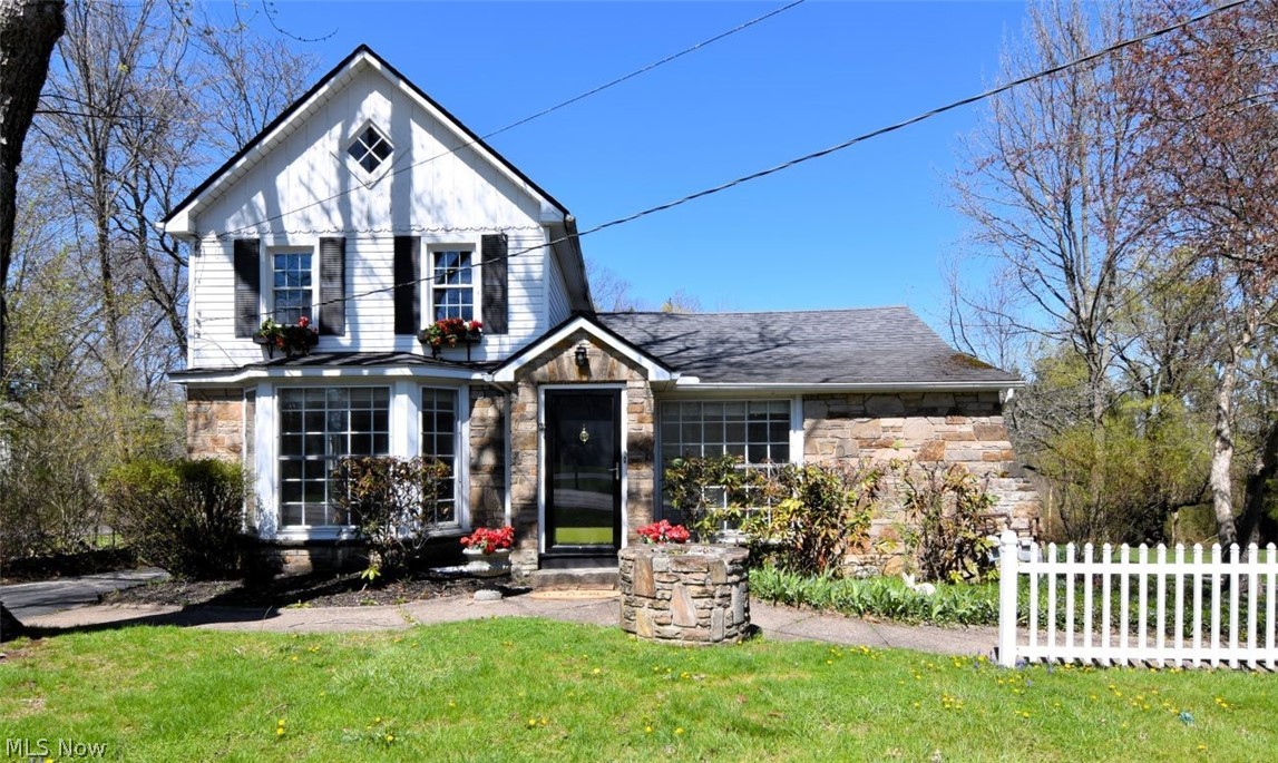 35755 Miles Road Moreland Hills OH 44022