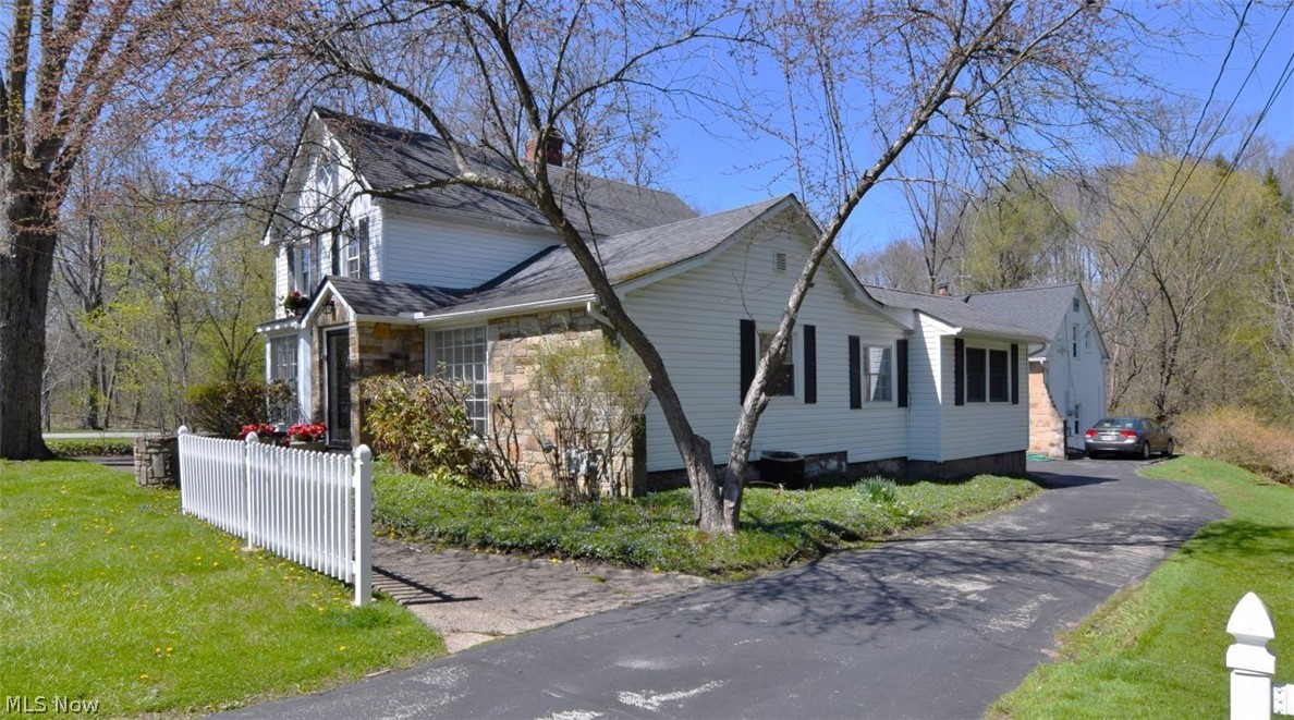 35755 Miles Road Moreland Hills OH 44022