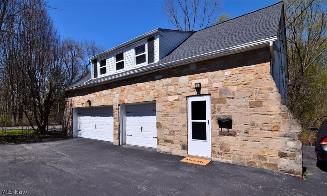 35755 Miles Road Moreland Hills OH 44022