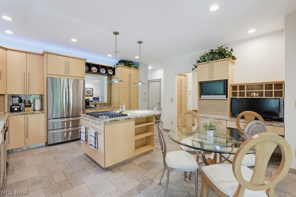1758 Meander Way Mogadore OH 44260
