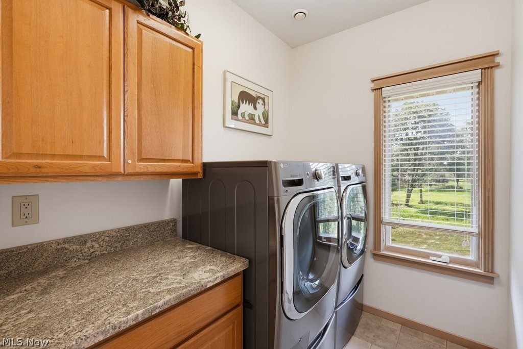 1758 Meander Way Mogadore OH 44260
