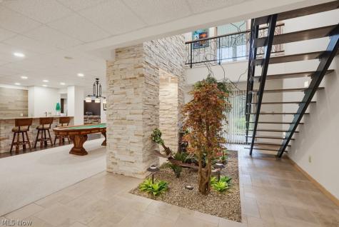1758 Meander Way Mogadore OH 44260