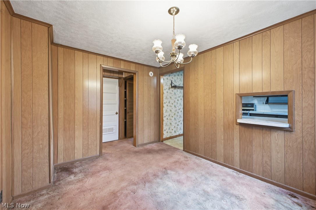 1110 Niles Vienna Road Vienna OH 44473