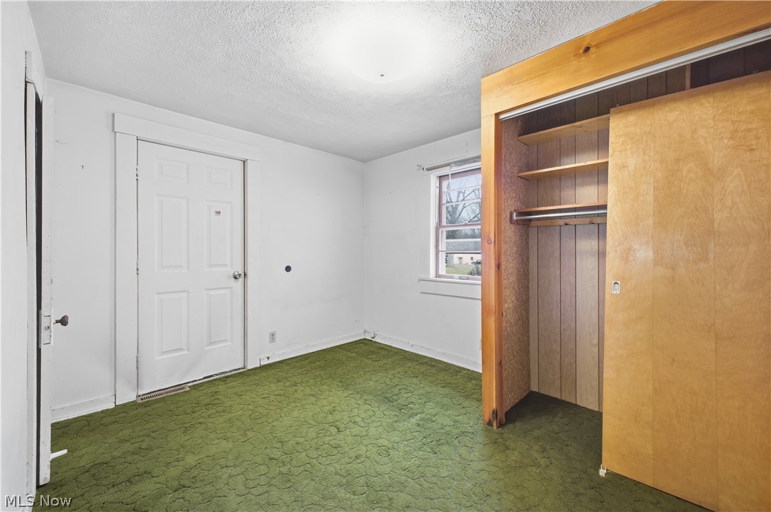 1110 Niles Vienna Road Vienna OH 44473
