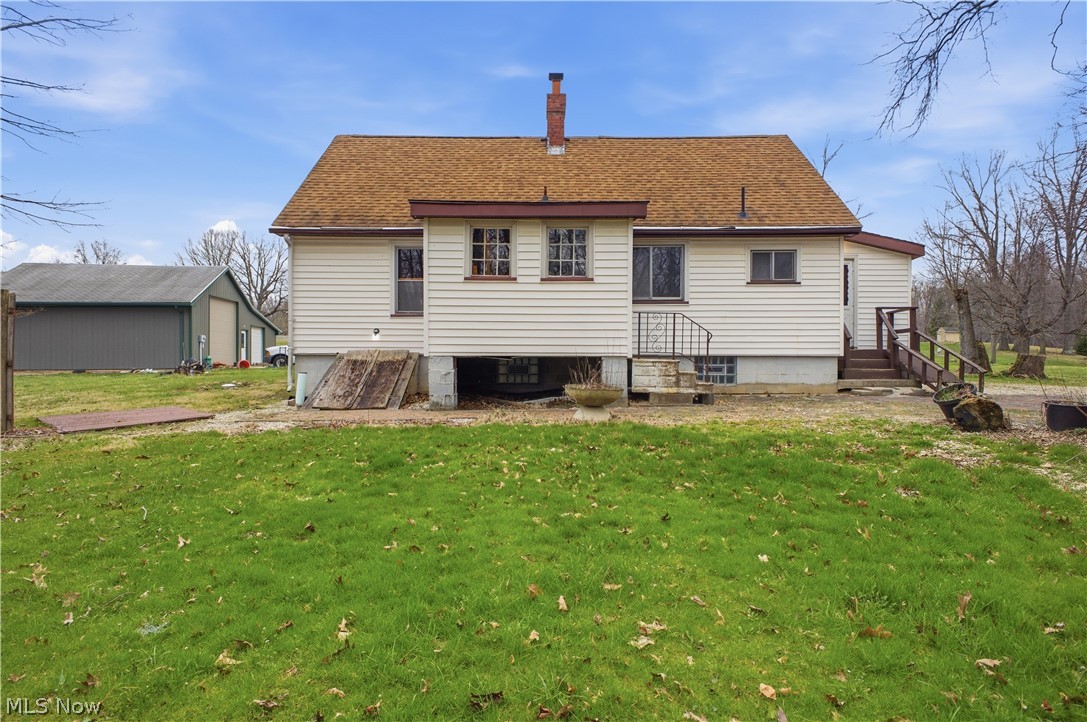 1110 Niles Vienna Road Vienna OH 44473