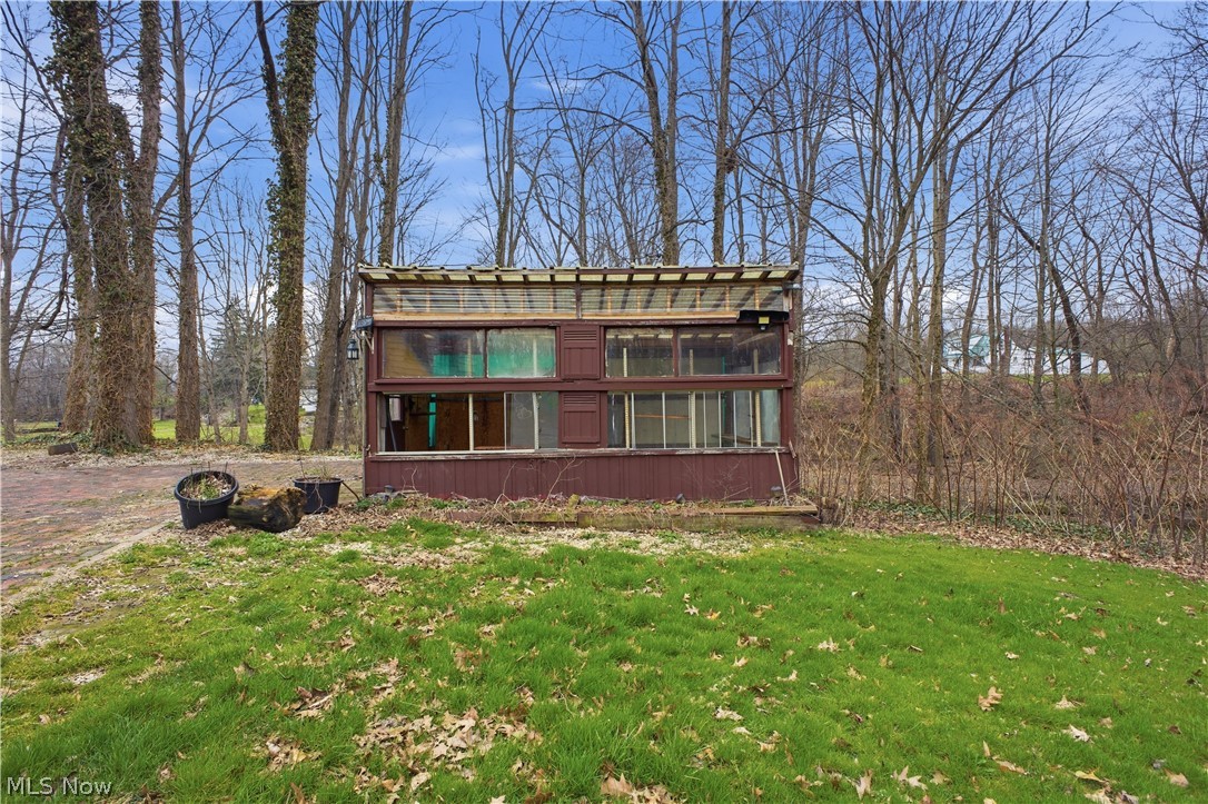 1110 Niles Vienna Road Vienna OH 44473