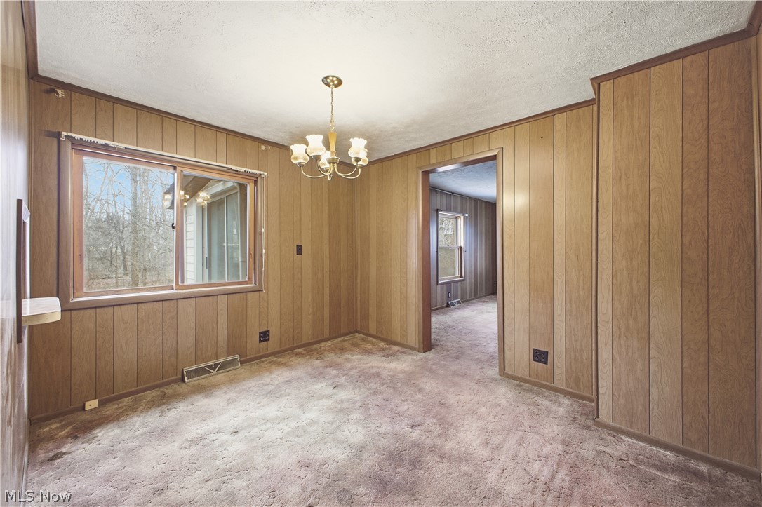 1110 Niles Vienna Road Vienna OH 44473