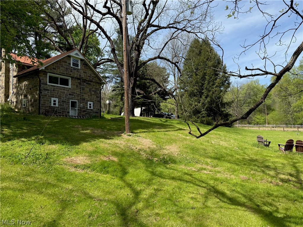 11811 Gaston Road Negley OH 44441