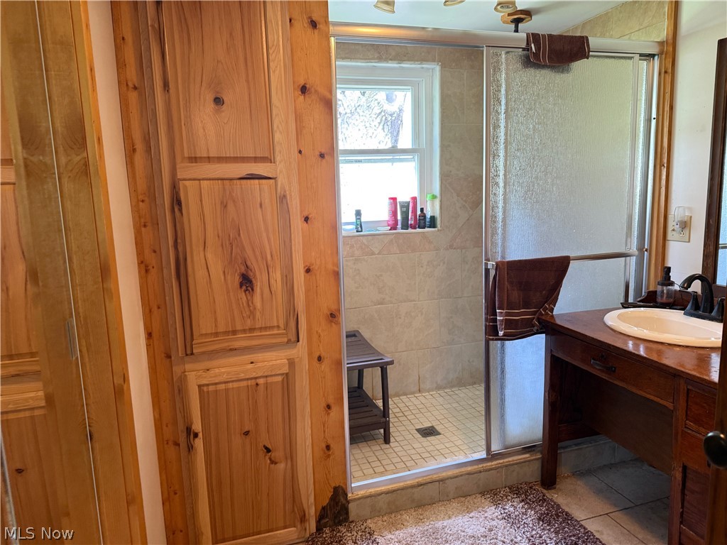 11811 Gaston Road Negley OH 44441