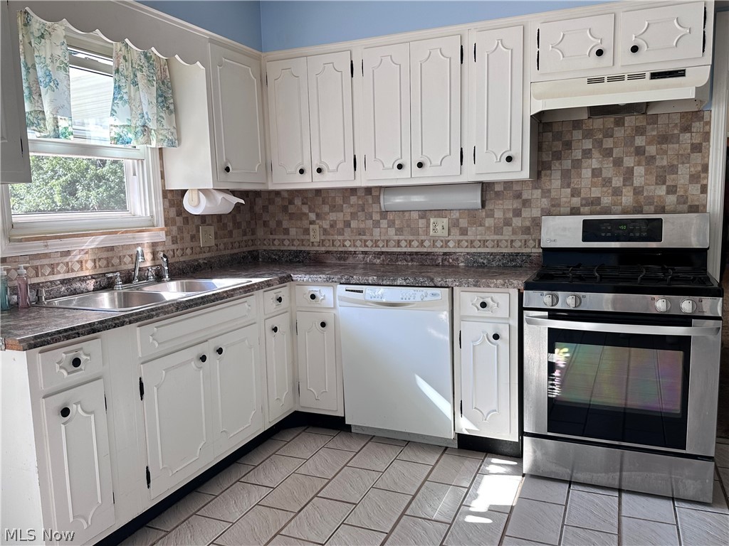 6374 S Cedarwood Road Mentor OH 44060