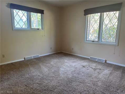 6374 S Cedarwood Road Mentor OH 44060