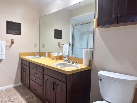 6374 S Cedarwood Road Mentor OH 44060
