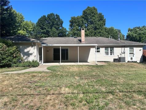 6374 S Cedarwood Road Mentor OH 44060