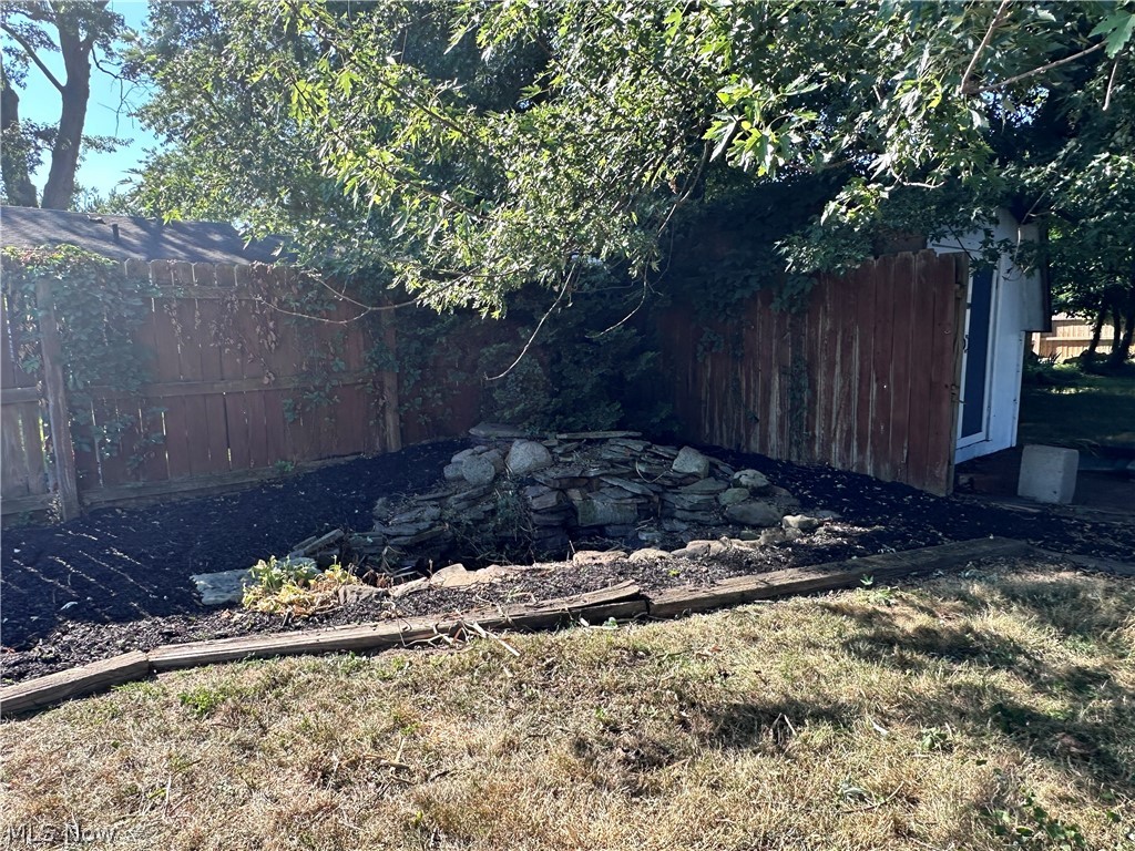 6374 S Cedarwood Road Mentor OH 44060