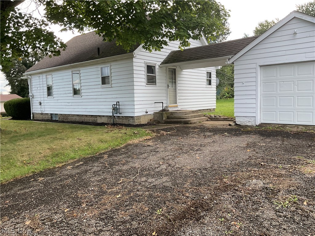 3007 Oak Street Barberton OH 44203