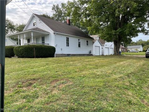 3007 Oak Street Barberton OH 44203