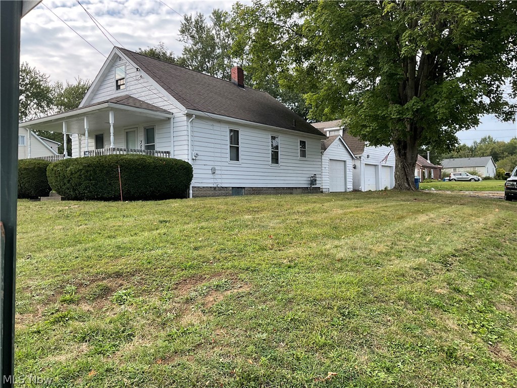 3007 Oak Street Barberton OH 44203