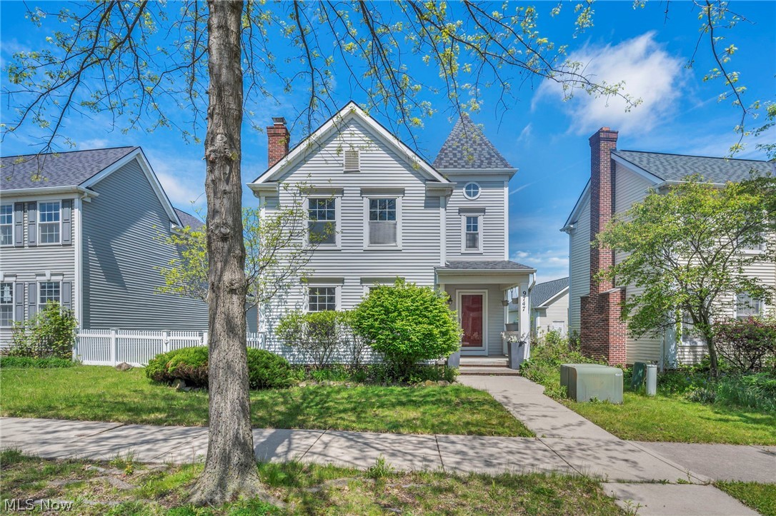 9747 Gates Avenue Cleveland OH 44105