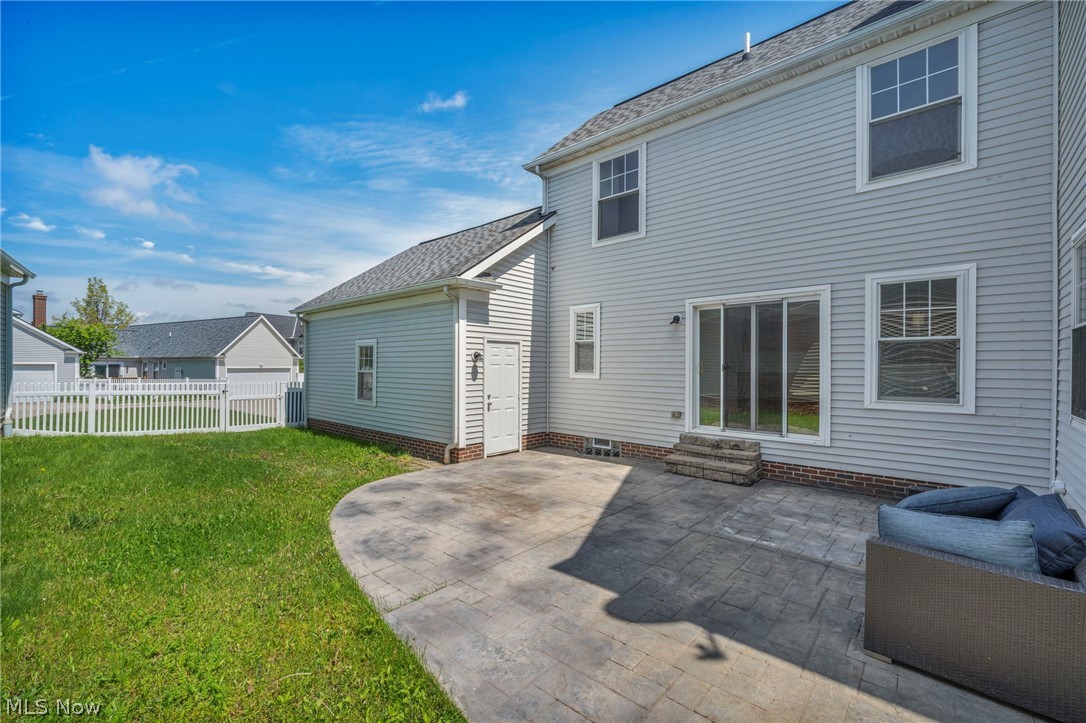 9747 Gates Avenue Cleveland OH 44105