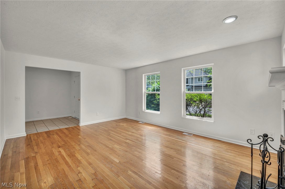 9747 Gates Avenue Cleveland OH 44105