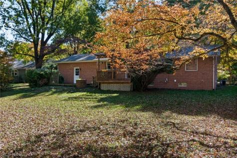 3665 Cranwood Street NW North Canton OH 44720