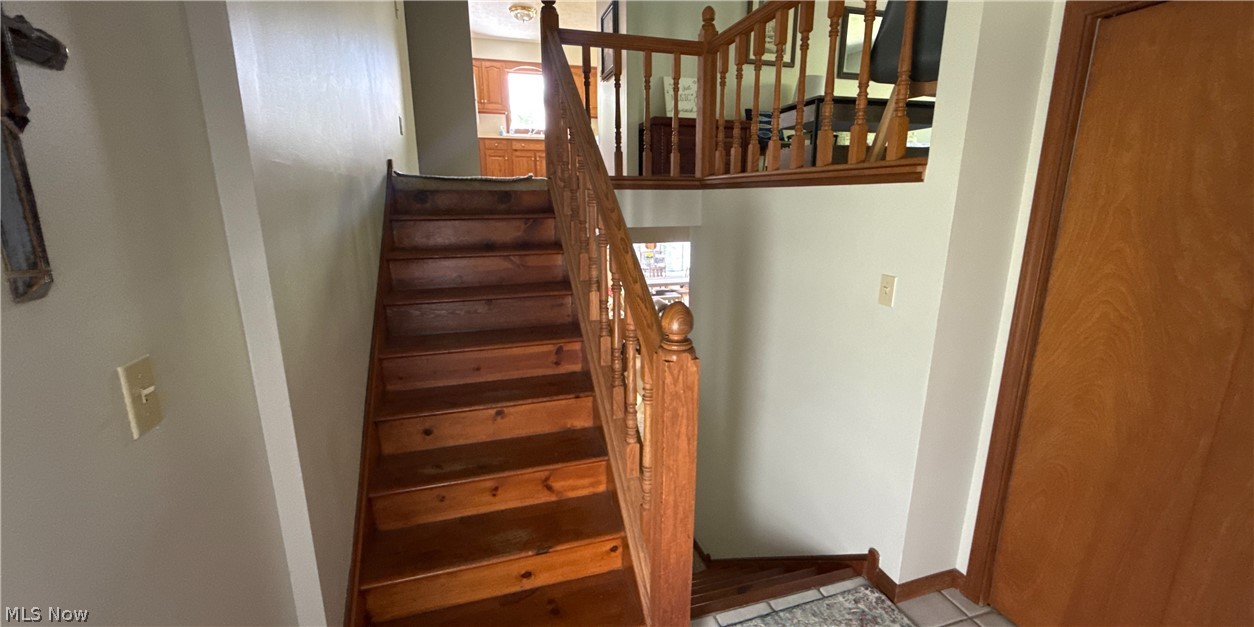 33 Eggleston Road Aurora OH 44202