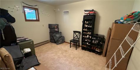 33 Eggleston Road Aurora OH 44202