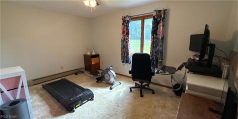 33 Eggleston Road Aurora OH 44202