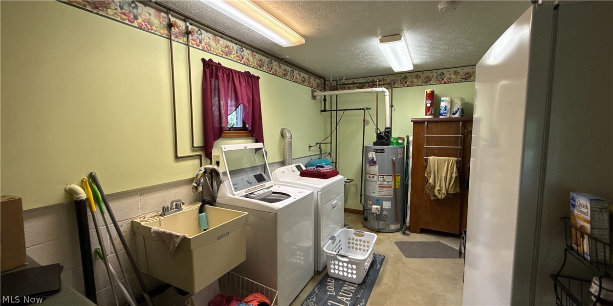 33 Eggleston Road Aurora OH 44202