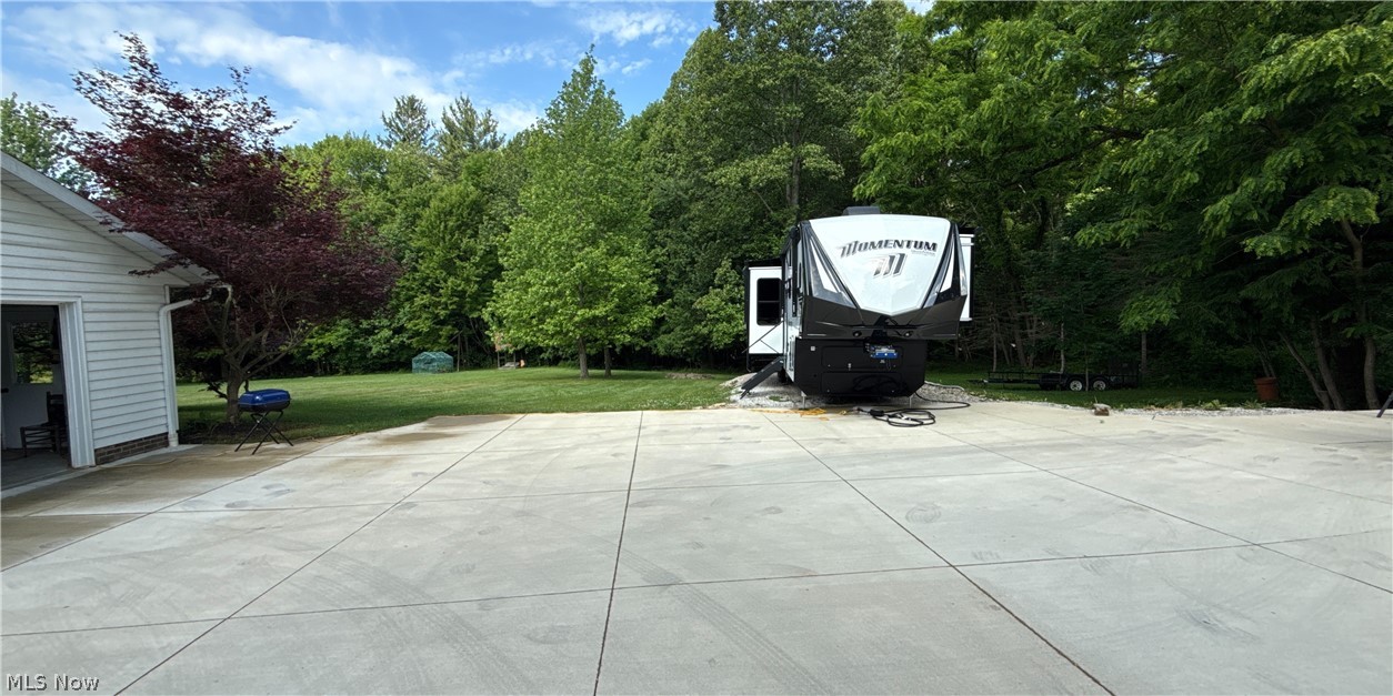 33 Eggleston Road Aurora OH 44202