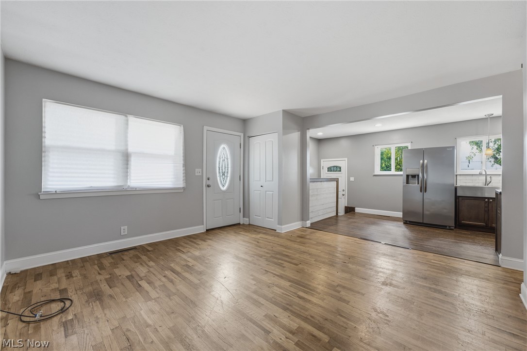 2519 Maxine Avenue NE Canton OH 44705
